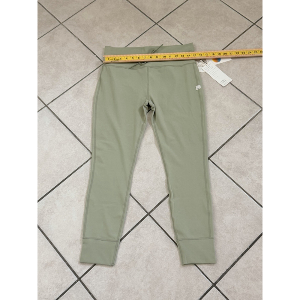 VUORI DAILY LEGGING 24.5” SPROUT COLOR SIZE XL NWT - Picture 6 of 8